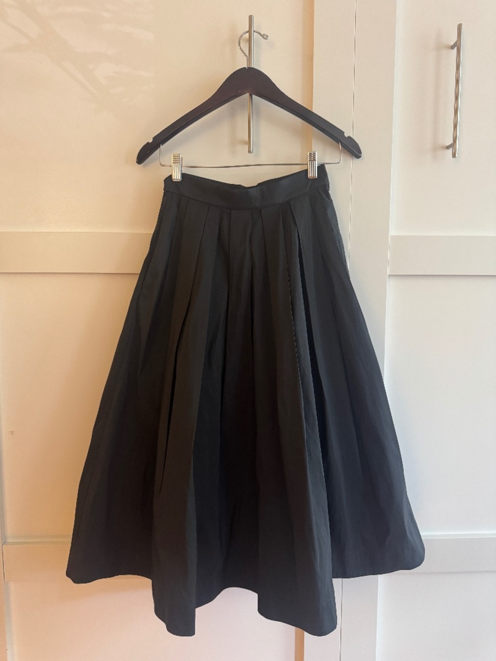 COS NWT Black Pleated A-Line Midi Skirt - Black | Size 4